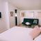 X Rooms