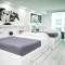 Modern and Luxurious Brickell Studio - Маямі
