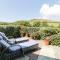 2 Garden Apartment