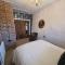 Byre Cottages & Log Cabin - Cardigan
