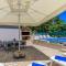 Apartments Vanessa with Shared Pool