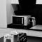 Black and White Suitte "Plaza"