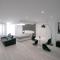 Black and White Suitte "Plaza"