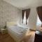 Easy Star Hotel