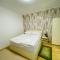 Easy Star Hotel