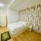 Easy Star Hotel