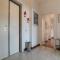 Foto Roomy and Bright Apartment with Terrace (clicca per ingrandire)