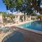 PETIT HOTEL ALGAIDA