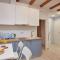 Artium Luxury Apartment