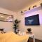 Thesiger Court Apartments - Free Private Parking - by Property Promise