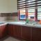Paradise Hangout - Bungalow at Ara Damansara PJ Fully Equipped
