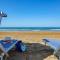 ISULATRAVEL-House on the beach