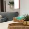 Cerezos House - Terrace & Jacuzzi
