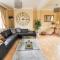 Dee Heights Penthouse