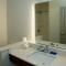 Holiday Inn Express & Suites - Aurora Medical Campus by IHG