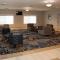 Holiday Inn Express & Suites - Aurora Medical Campus by IHG