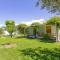 Liuba Houses