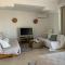 Swash & Ripple Studio by the sea - 米提卡斯