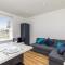 Hazelgrove Serviced Apartment by Huluki Sussex Stays - Haywards Heath