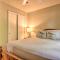 Lakefront Haven Family-Friendly Sunrise Beach Gem