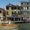 Casa Virginia direct at the canal Cannaregio with own roof terrace - Venedig