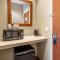 Comfort Inn & Suites Lynchburg Airport - University Area