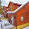 Cabin #4 The Wolves Den - Pet Friendly- Sleeps 6 - Playground & Game Room