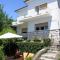 Simple beachfront rooms Bego