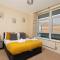 Large 2 Bedroom Apartment in Ashford with PARKING