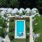 Igloo Beach Lodge
