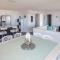 Stunning on Stacey 42 Stacey Drive
