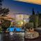 Wonderful quiet area,Complete Privacy,Large Pool, Colorful Garden, jacuzzi/Sauna - Péjia
