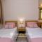 Wonderful quiet area,Complete Privacy,Large Pool, Colorful Garden, jacuzzi/Sauna - Péjia