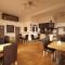 Hussar Inn