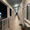 Hi View Inn & Suites - شاطئ مانهاتن