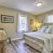 Steps to Lake Cheerful Camdenton Cottage! - 卡姆登顿