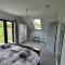 N0 2 Greystones Clock Tower Lodge - Leap