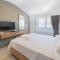 Midpoint Suites