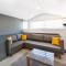Midpoint Suites