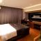 Golden Business Hotel - Чинджу