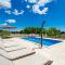 Holiday Home Baretuni by Interhome - Prnjani