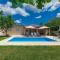 Holiday Home Vrt by Interhome