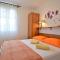 Holiday Home Gloria by Interhome