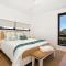 Banksia I Absolute Beachfront