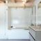 White Swan Villa with Private Pool and Jacuzzi - Kommeno