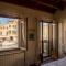 Palazzo Veneziano direct at the canal with roof terrace