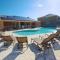 3 bed Town Home With Splash Pool! townhouse