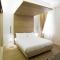 Borgoleoni 18 - Room and Breakfast