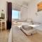 Eva Ivoni apartments