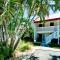 Runaway Bay 210